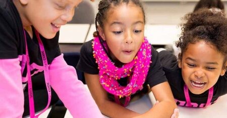 Black Girls CODE: una organización que busca formar en disciplinas STEM a niñas afrodescendientes.