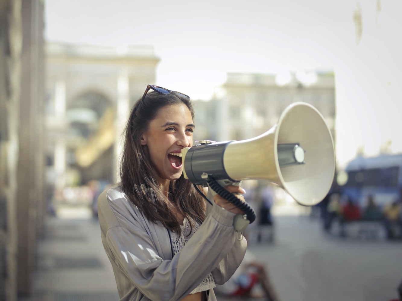 ¿Cómo Calcular La Velocidad Del Sonido En Kilómetros Por Hora?